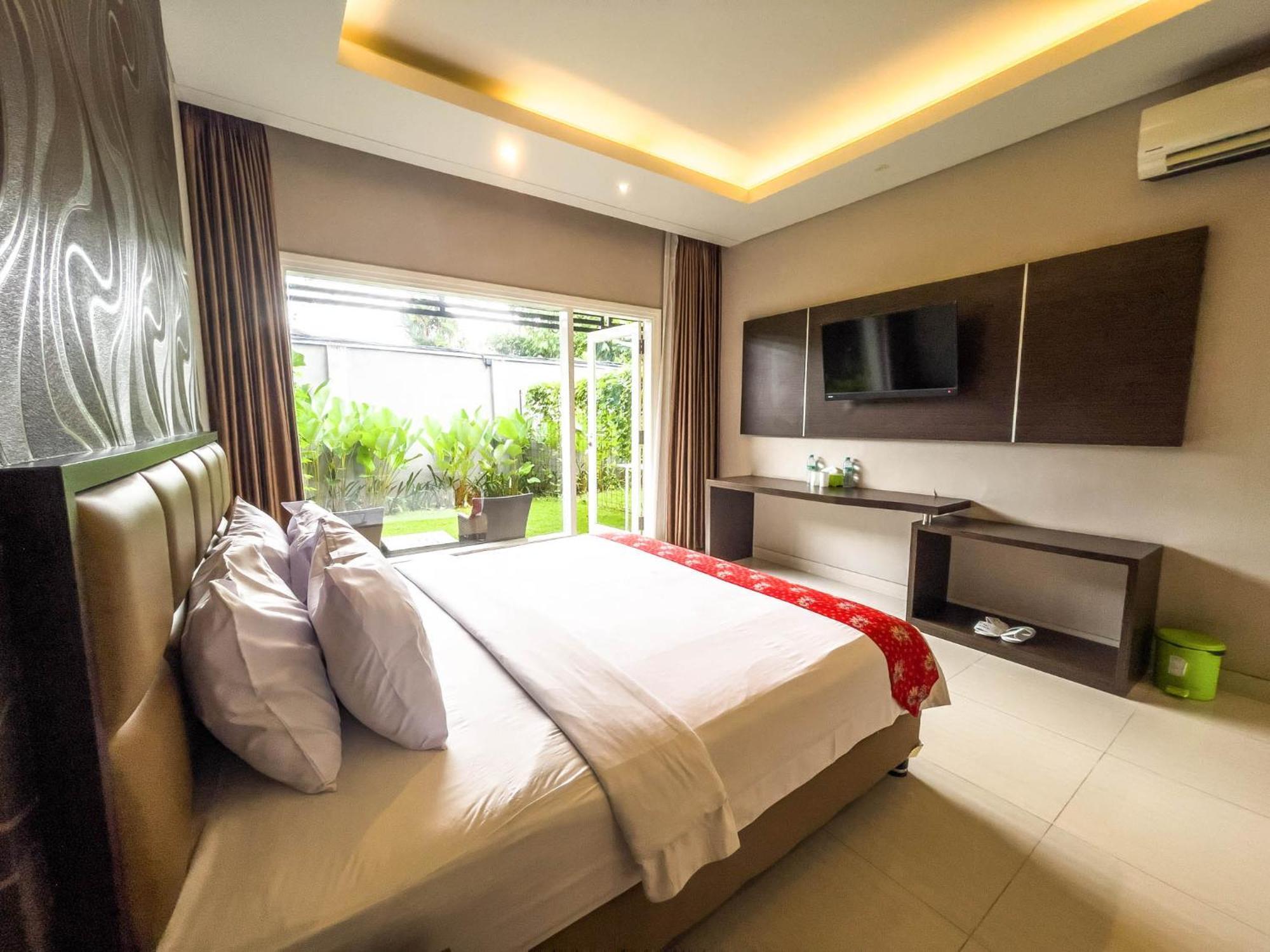 New Surya Hotel Баньюванги Экстерьер фото