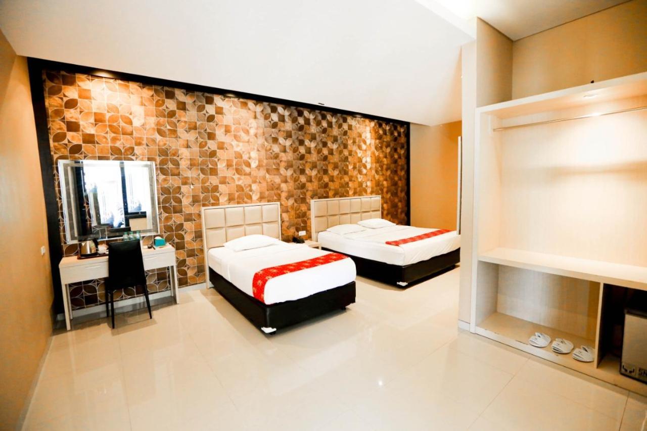 New Surya Hotel Баньюванги Экстерьер фото