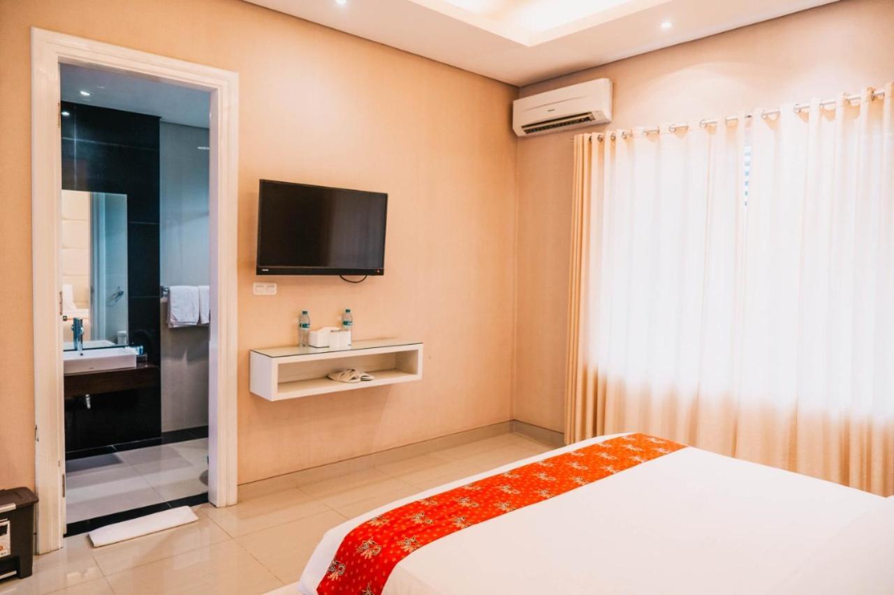 New Surya Hotel Баньюванги Экстерьер фото