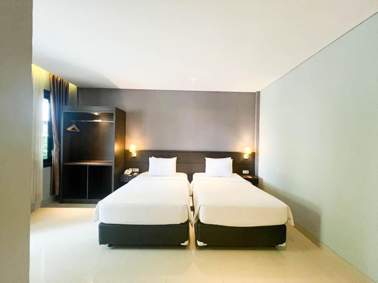 New Surya Hotel Баньюванги Экстерьер фото